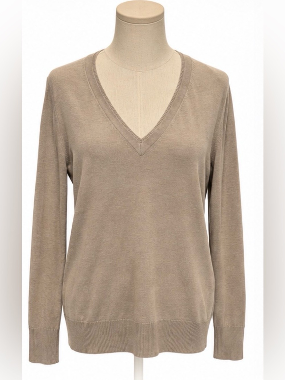 Banana Republic Silk Blend V Neck Sweater Size Medium Taupe Beige